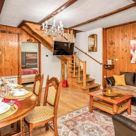 Amazing Home In Sunger With Sauna 別荘