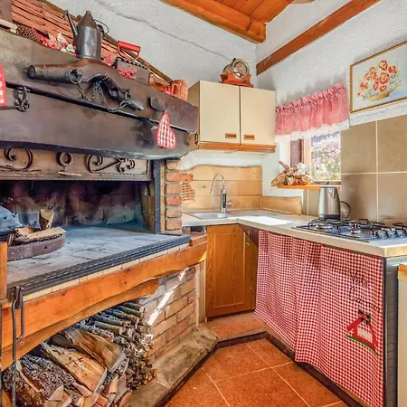Amazing Home In Sunger With Sauna 別荘