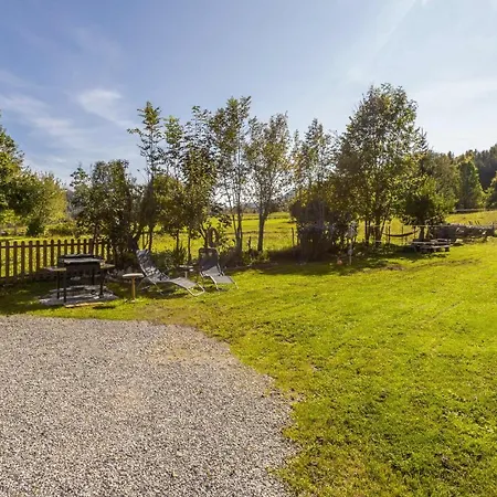 Case de vacanță Cozy In With Sauna *