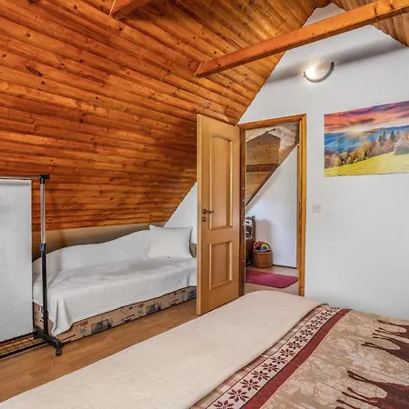 Case de vacanță Cozy In With Sauna