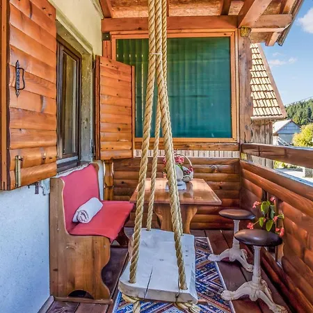 Case de vacanță Cozy In With Sauna *