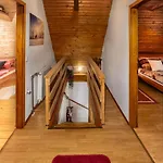 Amazing Home In Sunger With Sauna Дом отдыха *