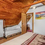 Дом отдыха Amazing Home In Sunger With Sauna